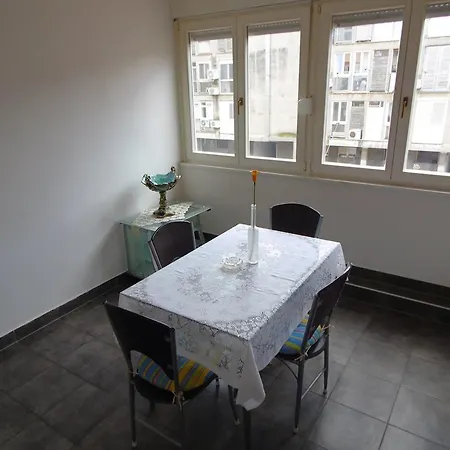 Apartment Apartments Maya Center *